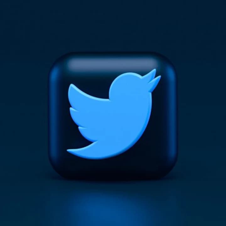 توییتر قابلیت ارسال ترکیبی عکس، ویدیو و GIF در یک توییت را فراهم کرد